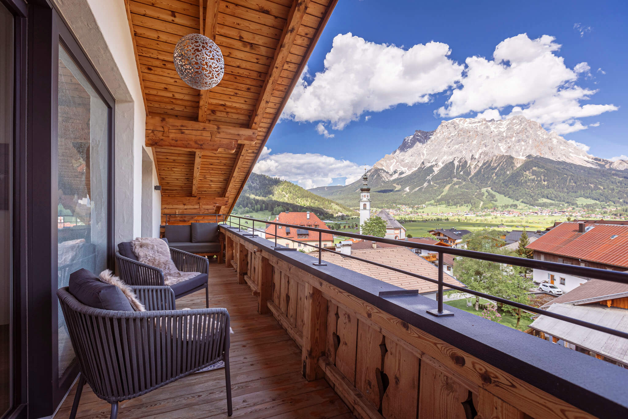 Ferienwohnung mit Blick auf die Zugspitze - Zugspitz Suites Lermoos Ferienwohnung mit Blick auf die Zugspitze - Zugspitz Suites Lermoos