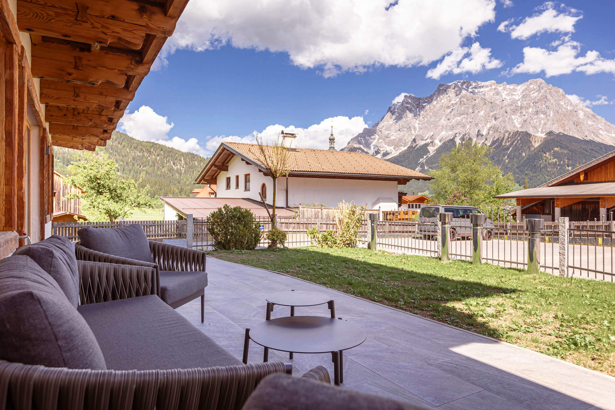 Terrasse - Zugspitz Suites Lermoos Terrasse - Zugspitz Suites Lermoos