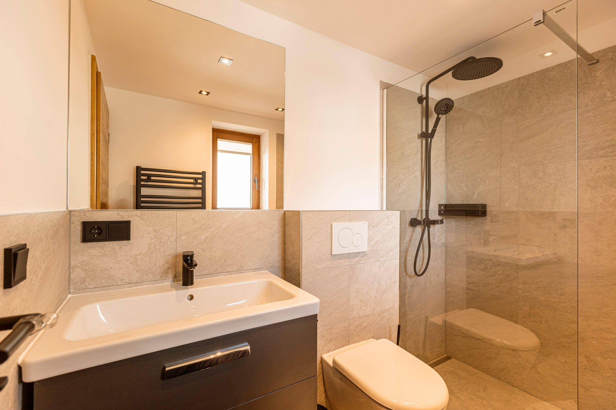 Badezimmer - Zugspitz Suites Lermoos Badezimmer - Zugspitz Suites Lermoos