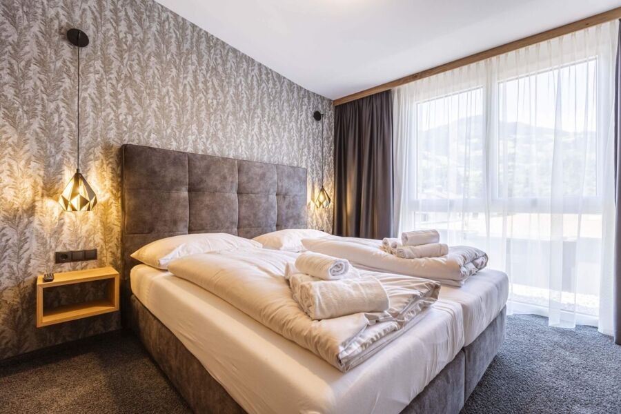 Bedroom   Zillertal Suites Fügen by ALPS RESORTS