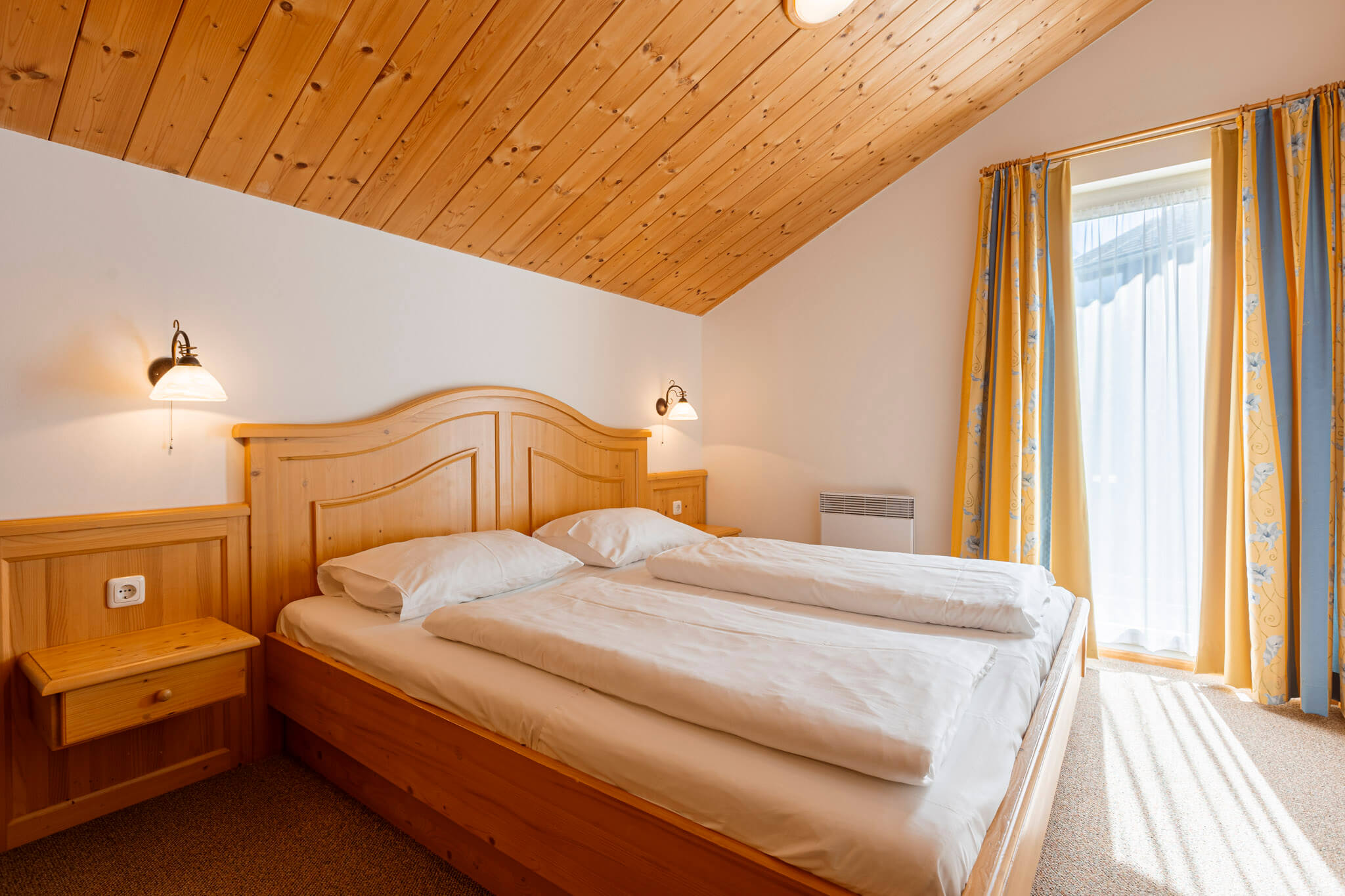 Bedroom Alpendorf Dachstein West Bedroom Alpendorf Dachstein West