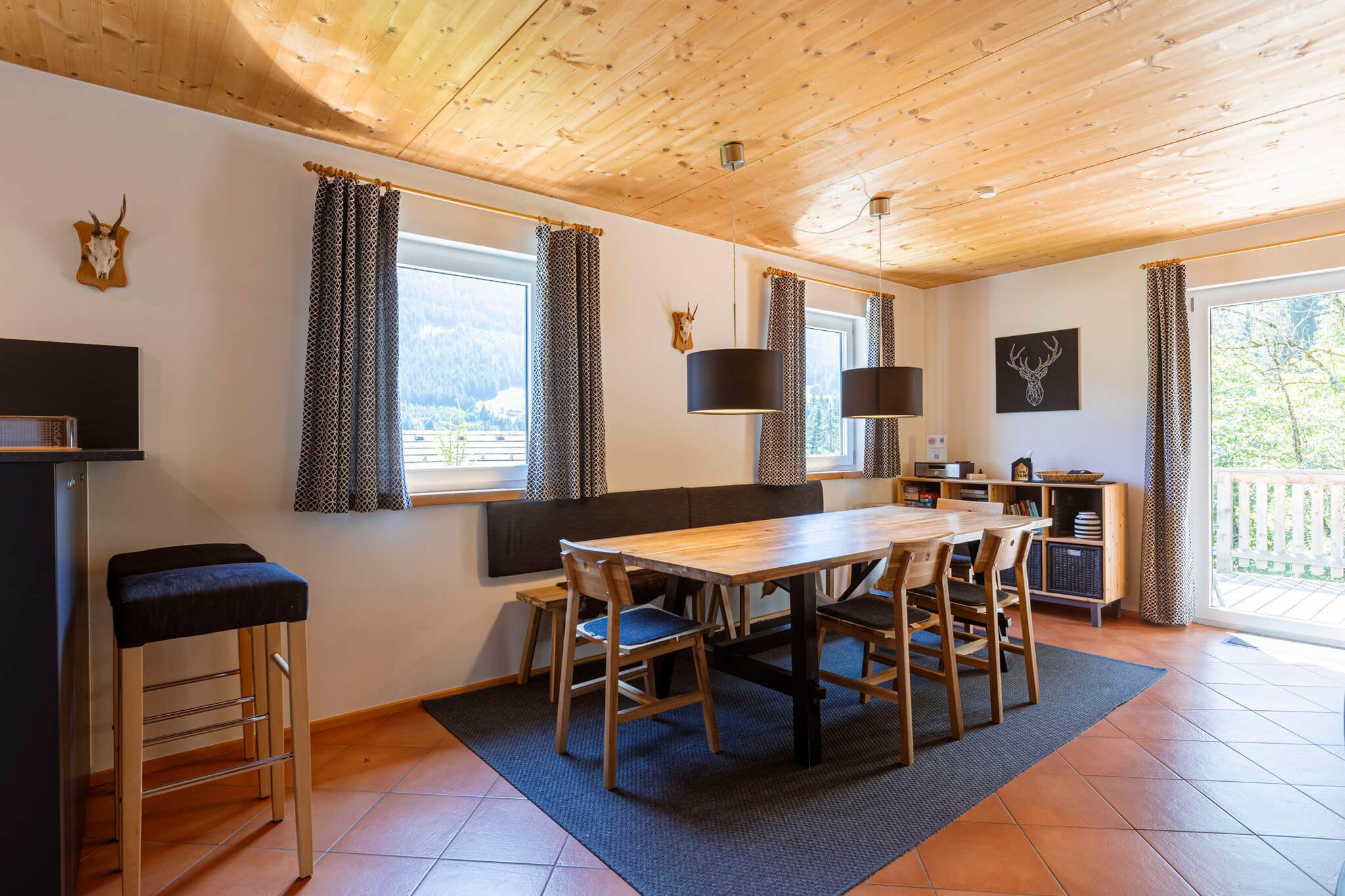 Dining area Alpendorf Dachstein West Dining area Alpendorf Dachstein West