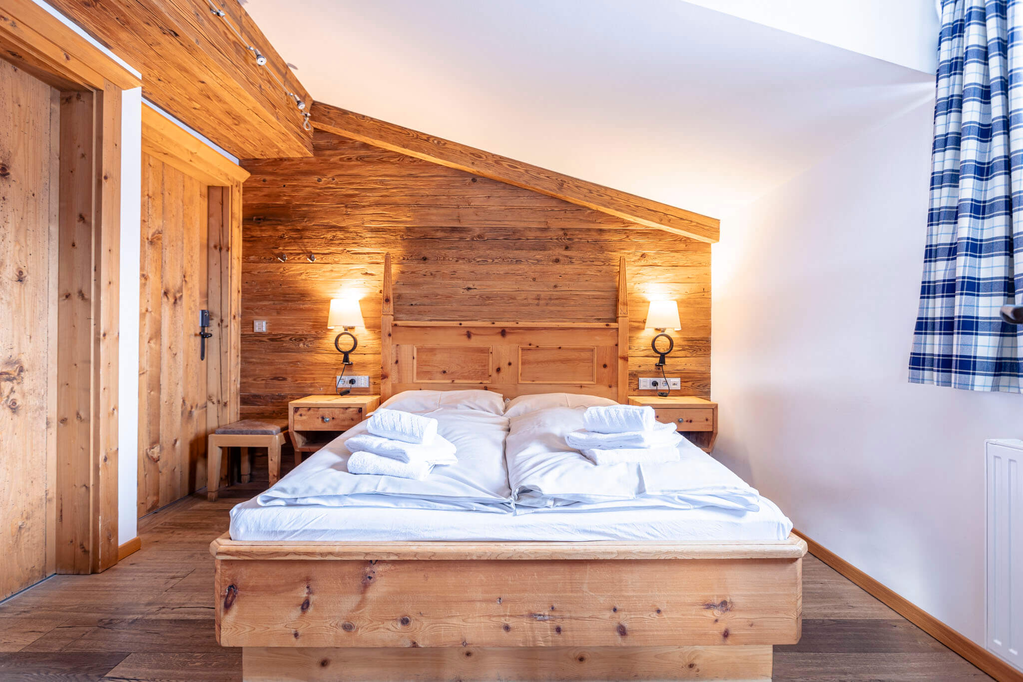 Schlafzimmer Penthouse Hahnenkamm - Dorfresort Kitzbühel Schlafzimmer Penthouse Hahnenkamm - Dorfresort Kitzbühel